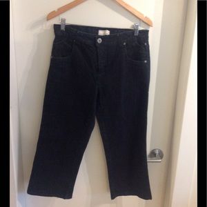 10/$20 URBAN COTTON CO. 13, *12-12W FIT, wide leg Capri
